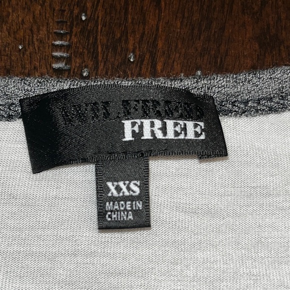 Aritzia WillFred Free, Baseball Tee in flawless condition - Picture 2 of 4